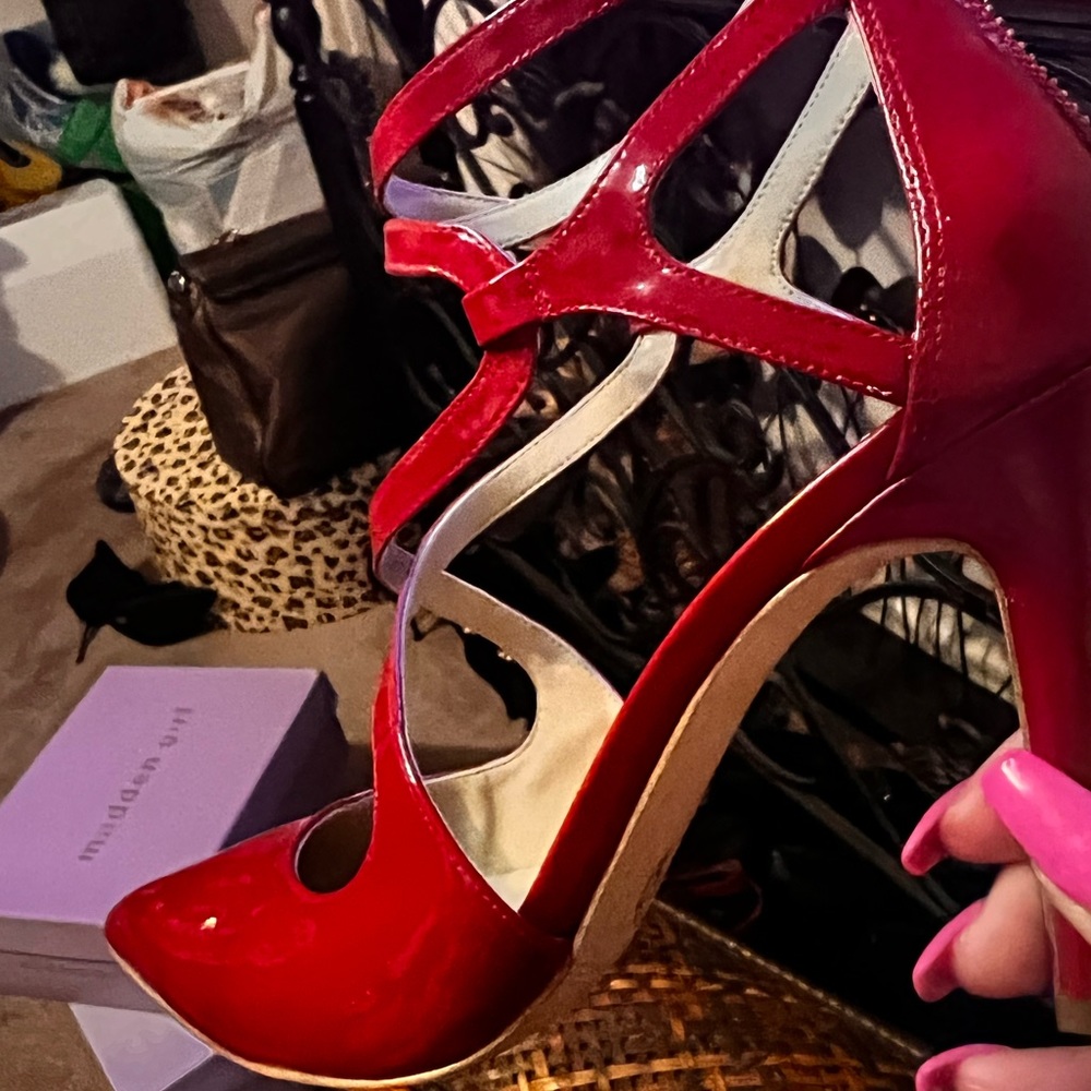 Michael Kors Dazzling Red Heels - Picture 16 of 16